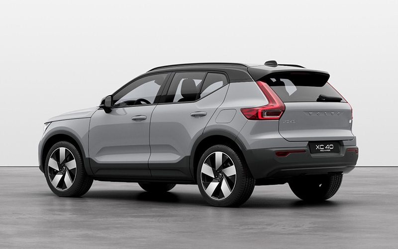 Volvo XC40 Recharge Pure Electric รุ่นย่อยใหม่ ขับหลัง ราคา 1,990,000 บาท