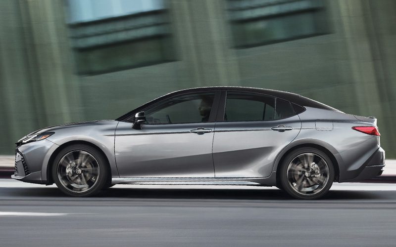 สรุป Toyota Camry 2024 โฉมใหม่ คาดราคาไม่ต่างเดิม มีอะไรใหม่ที่น่าสนใจบ้าง