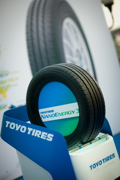 Toyo Tires ส่ง “นาโนเอ็นเนอร์จี 3” (NanoEnergy3) สำหรับรถยนต์นั่งขนาดกลางและเล็ก