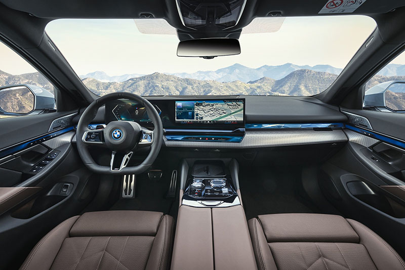 BMW 5 Series 2023 เปิดตัวอย่างเป็นทางการ คาดเข้าไทยปีหน้า