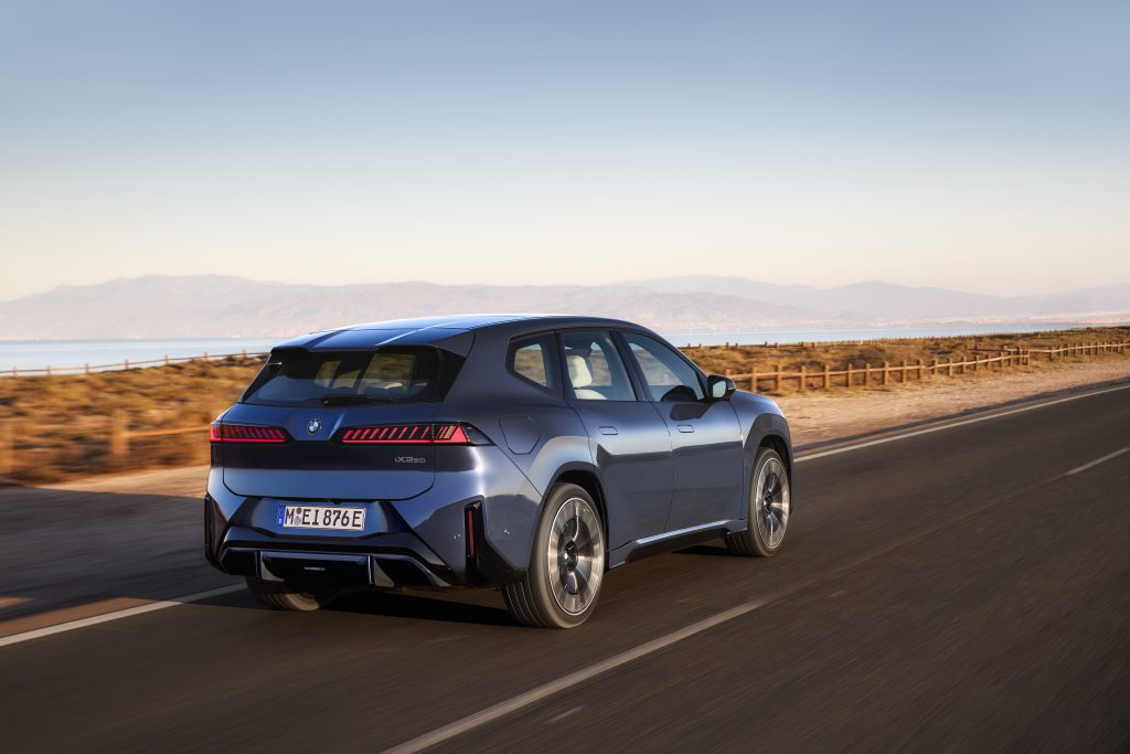 BMW Neue Klasse 2025 รีวิว แพลตฟอร์มไฟฟ้าใหม่ สเปก เทคโนโลยี
