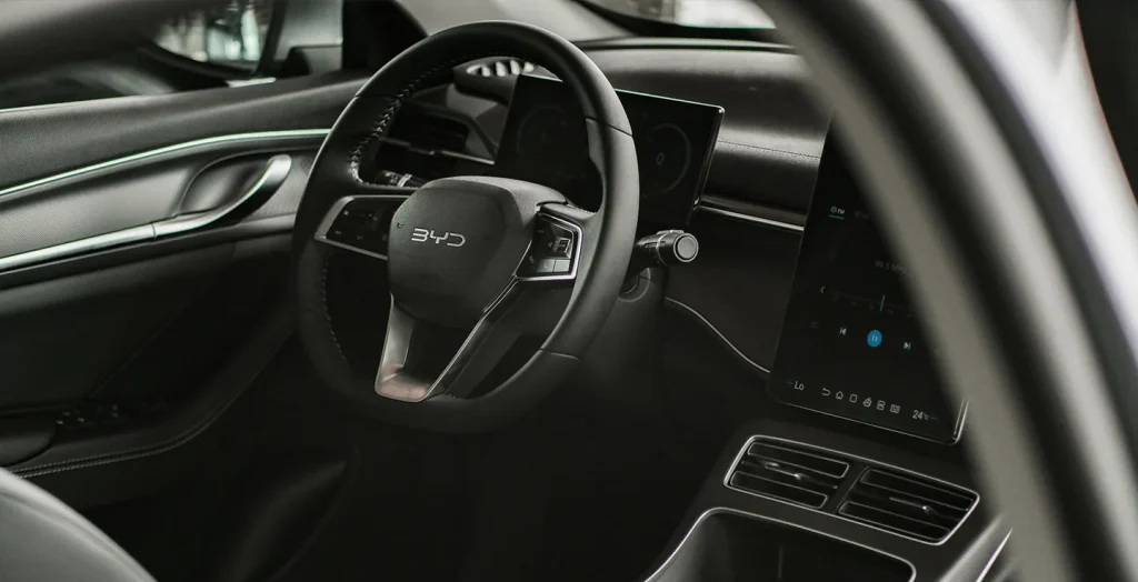 BYD Seal 5 DM i 2025 ซีดาน PHEV หรู ประหยัดพลังงาน