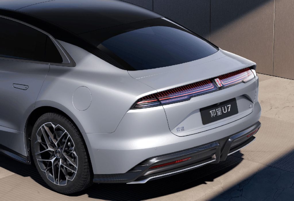 BYD U7 2025 ซีดานไฟฟ้าสุดหรู แรงระดับซูเปอร์คาร์ สไตล์เทสลา