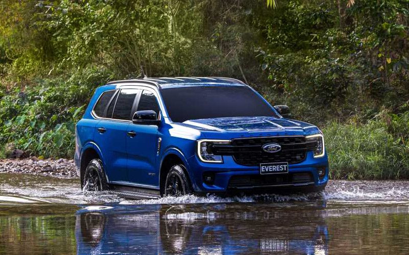 Ford Everest 2022 เปิดตัว คาดไทยได้ใช้ดีเซล 2.0 เทอร์โบ