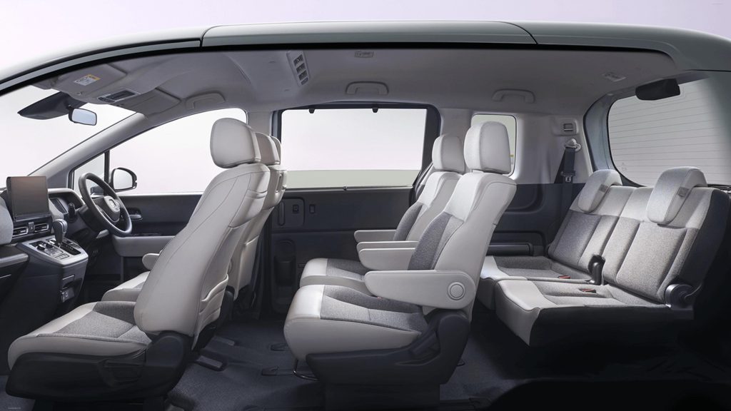 Honda Freed 2025 รถครอบครัวอเนกประสงค์ดีไซน์ง่าย ฟังก์ชันครบ