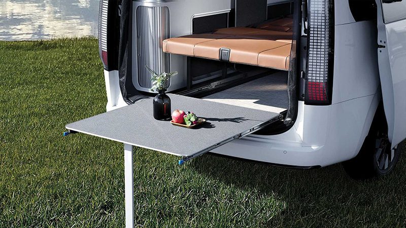 Hyundai Staria Lounge Camper เป็นได้ทั้งรถบ้านและยานอวกาศ