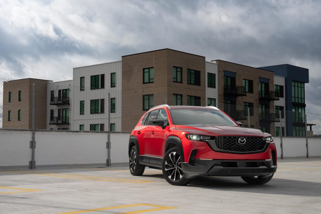 Mazda CX 50 Hybrid 2025 รถ SUV ไฮบริดสไตล์พรีเมียมขับสนุก
