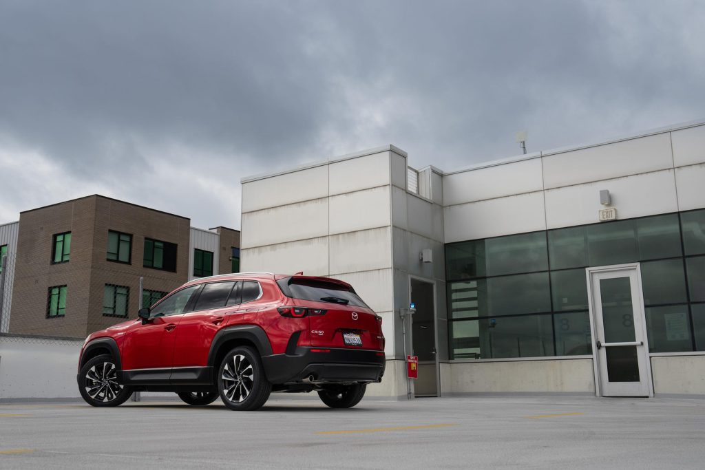 Mazda CX 50 Hybrid 2025 รถ SUV ไฮบริดสไตล์พรีเมียมขับสนุก