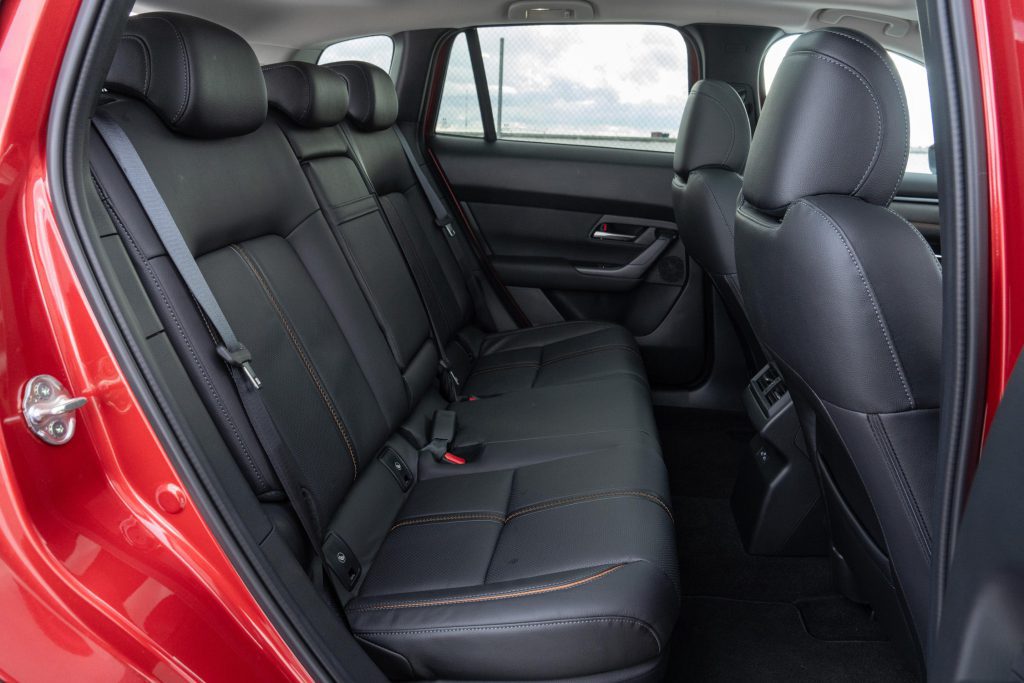 Mazda CX 50 Hybrid 2025 รถ SUV ไฮบริดสไตล์พรีเมียมขับสนุก