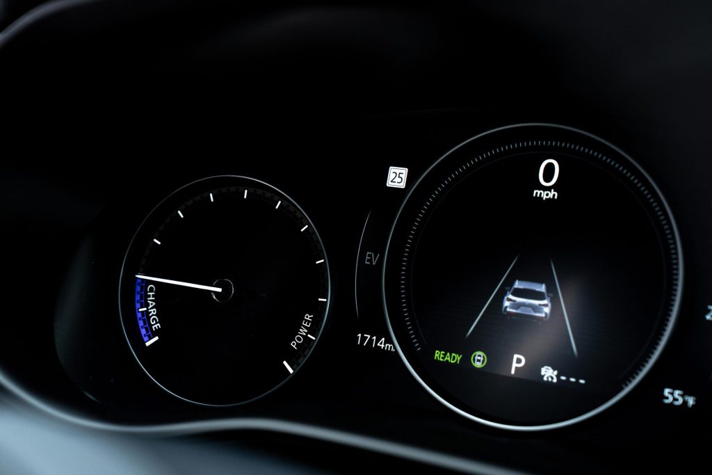 Mazda CX 50 Hybrid 2025 รถ SUV ไฮบริดสไตล์พรีเมียมขับสนุก