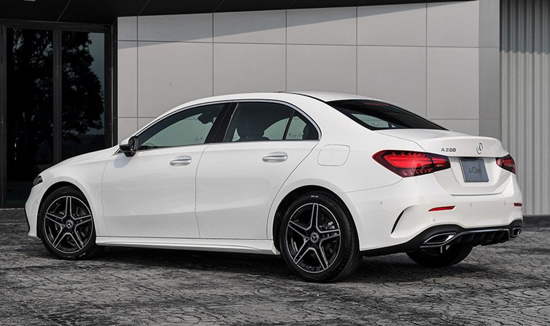 Mercedes Benz A Class 2023 ใหม่ปรับโฉม ราคา 2,320,000 บาท