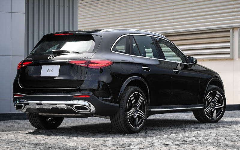 Mercedes Benz GLC 2023 โฉมใหม่เปิดตัว ราคา 4,180,000 บาท