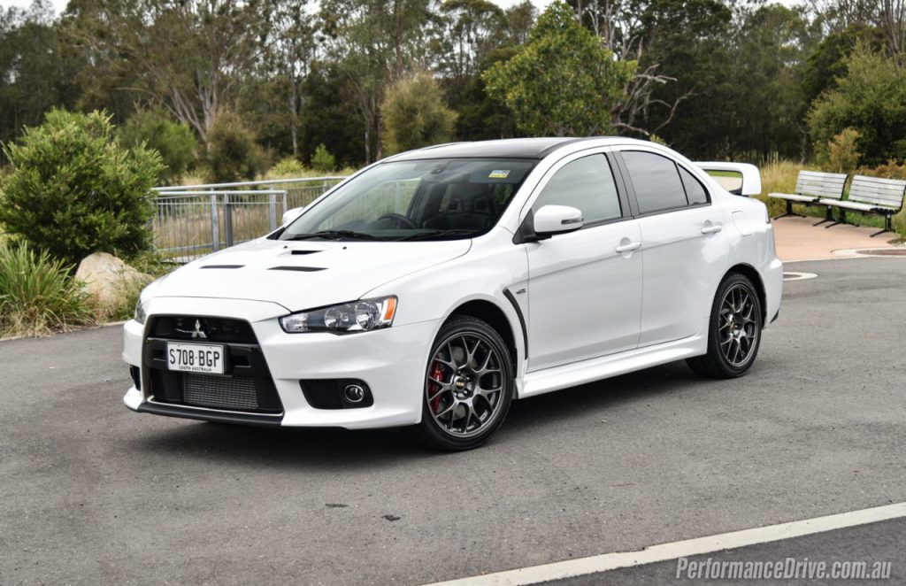 Mitsubishi Lancer Evolution 10 สุดยอดรถซิ่งขับสี่แห่งยุคสมัย