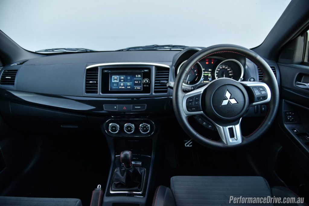 Mitsubishi Lancer Evolution 10 สุดยอดรถซิ่งขับสี่แห่งยุคสมัย