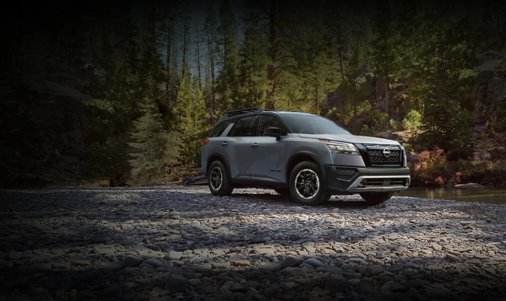 Nissan Pathfinder 2025 SUV ขนาดกลาง 3 แถวสุดแกร่ง