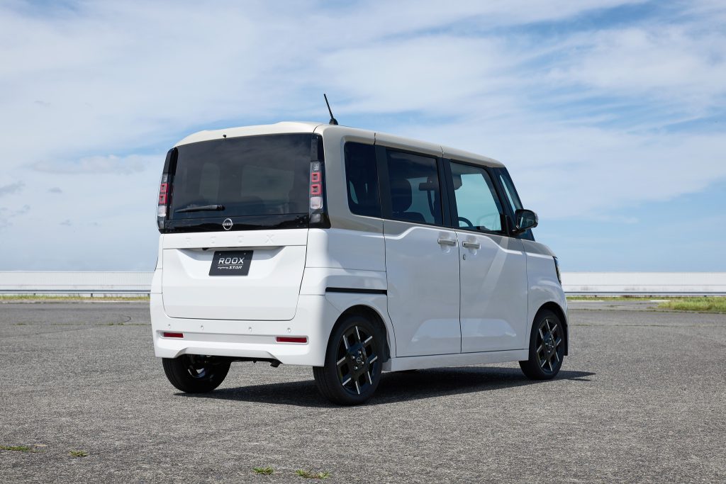 Nissan Roox 2025 ราคา ตารางผ่อน สเปก และรีวิว Kei Car