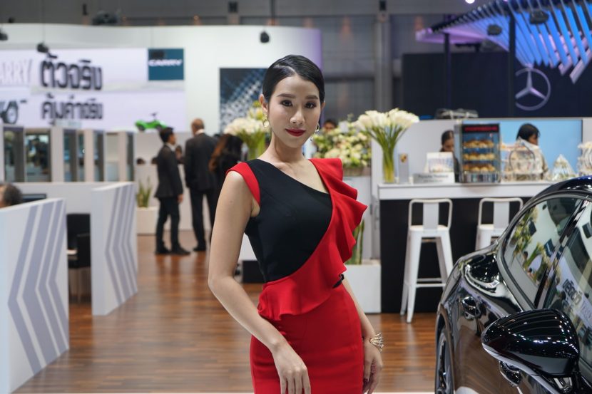 พาชมพริตตี้ Motor Expo 2018