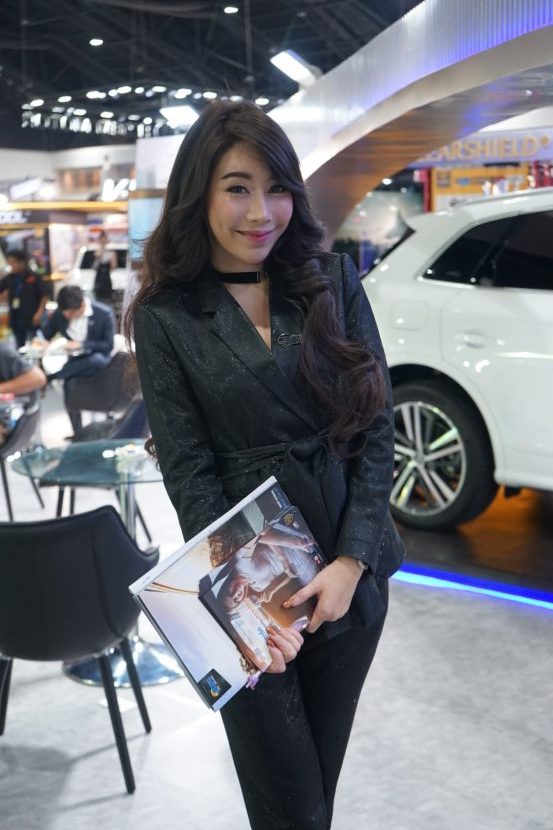 พาชมพริตตี้ Motor Expo 2018