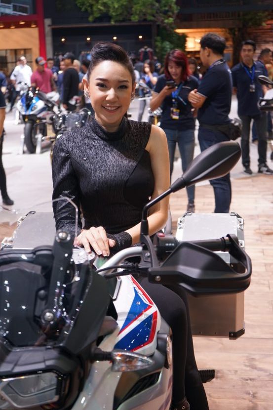 พาชมพริตตี้ Motor Expo 2018