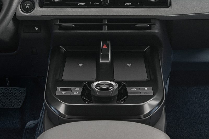 Toyota CHR EV ครอสโอเวอร์ไฟฟ้าผสานสไตล์และเทคโนโลยีล้ำสมัย