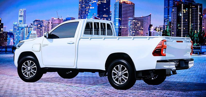 Toyota Hilux Revo BEV รถกระบะไฟฟ้าโชว์ตัวก่อนทำตลาดไทย