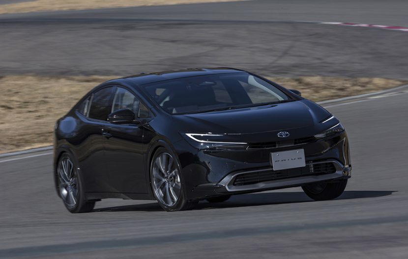 Toyota Prius 2025 ไฮบริดโฉมใหม่ ประหยัดล้ำ ดีไซน์ล้ำยุค