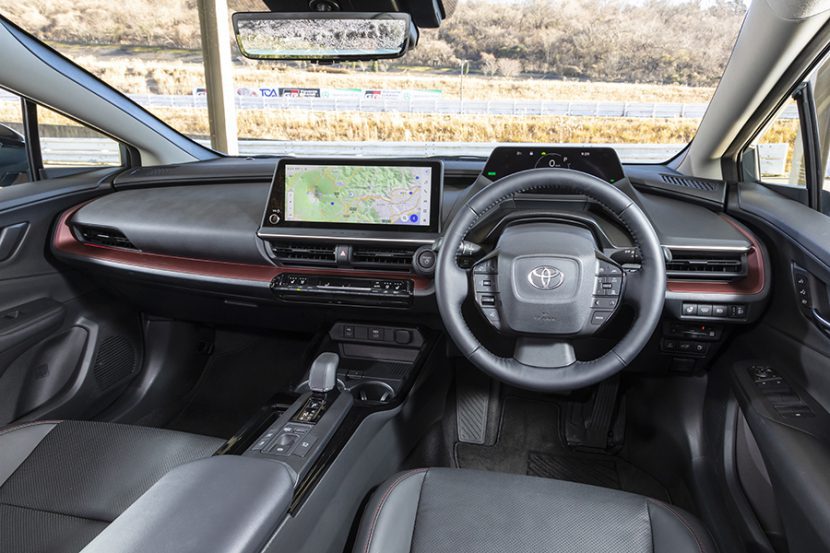 Toyota Prius 2025 ไฮบริดโฉมใหม่ ประหยัดล้ำ ดีไซน์ล้ำยุค