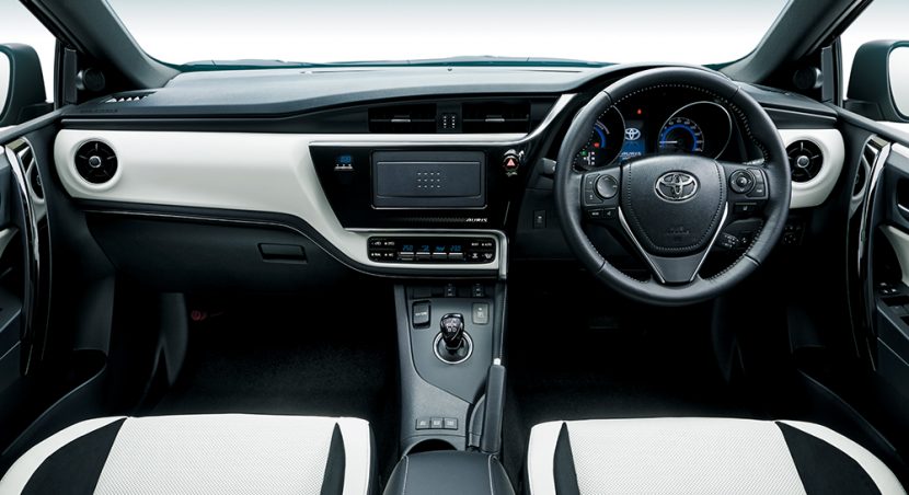 Toyota Corolla Auris HEV 2018 เผยโฉมอย่างเป็นทางการ