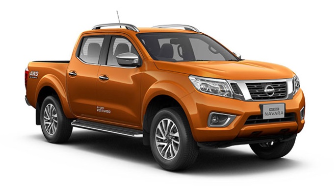 Nissan Navara NP300 กระบะแคป ราคาเริ่มต้น 499,900 ผ่อน 8,xxx.  ฟรีประกันภัย อุปกรณ์ครบ